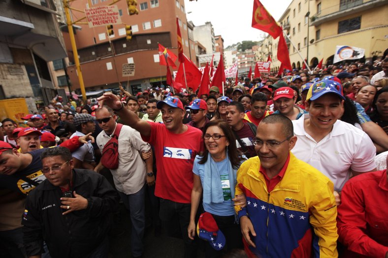 La inscripción de los candidatos del PSUV en Caracas estuvo acompañada por un mar de pueblo