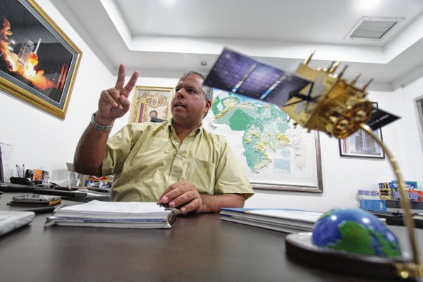 Víctor Cano, presidente de la Agencia Bolivariana para Actividades Espaciales