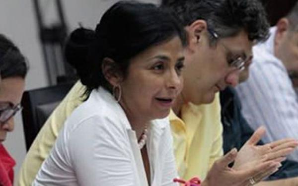 La ministra del Poder Popular para la Comunicación e Información, Delcy Rodríguez