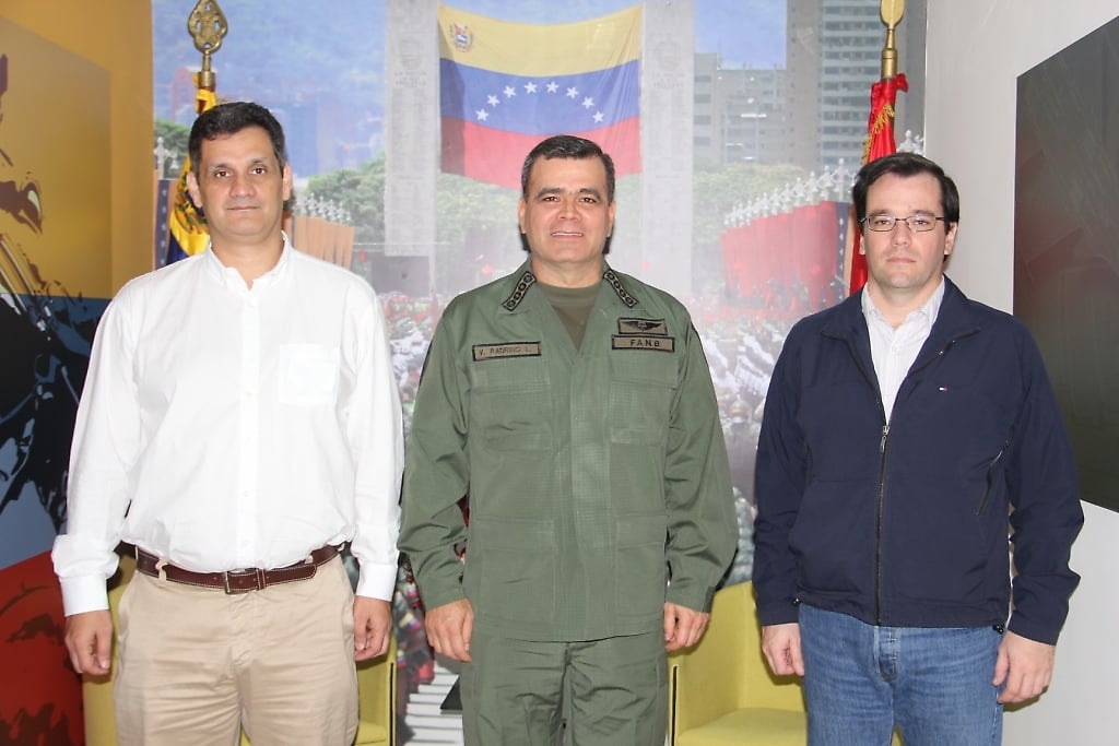 El Ministro del Poder Popular para Ciencia, Tecnología e Innovación y Presidente de CANTV, Manuel Fernández,  El Comandante Estratégico Operacional de la Fuerza Armada Nacional Bolivariana (FANB), (EJB) Vladimir Padrino López y el Director de CONATEL, Pedro Maldonado