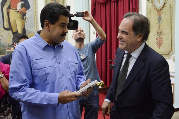 Oliver Stone en el Palacio de Miraflores visitando al presidente Maduro.