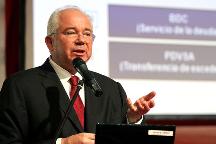 El  el vicepresidente para el Área Económica, Rafael Ramírez