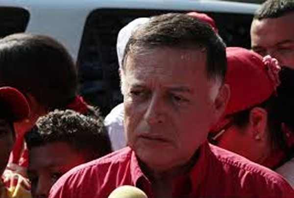 El gobernador del Zulia, Francisco Arias Cárdenas