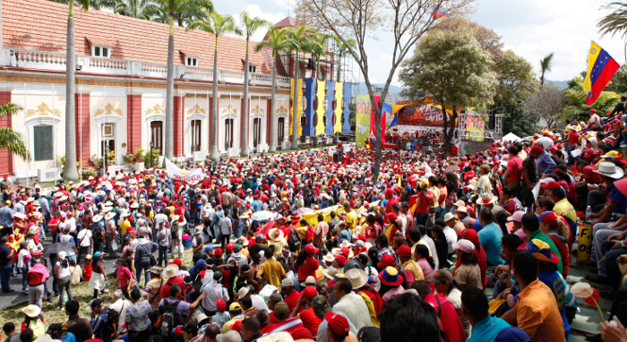 Campesinos en Miraflores en la marcha por la vida y la paz