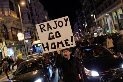 Bastante tiene que resolver Rajoy en su país y bastante que aprender de soberanía