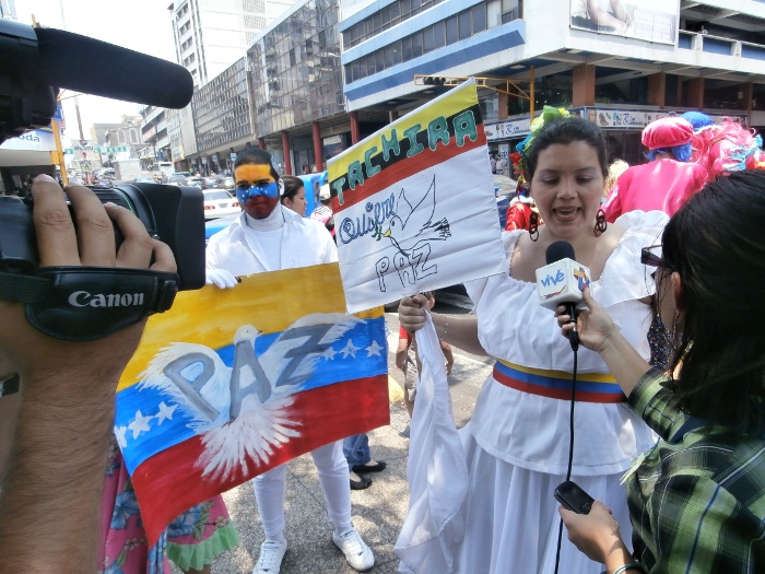 Colectivo de Creadores Bolivarianos de la ciudad de San Cristóbal piden Paz