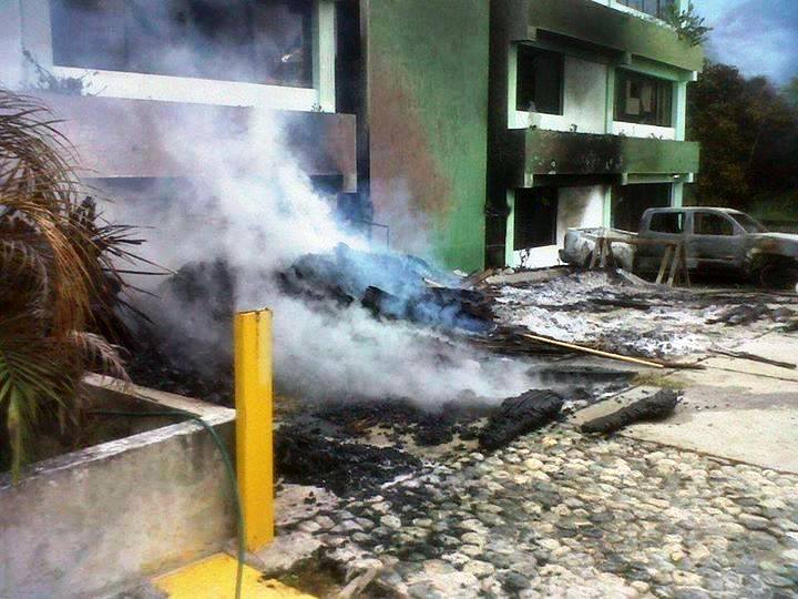 Ataque terrorista fue perpetrado hace semanas a la sede de Min. Ambiente, Mérida. Y ahora la sede fue tomada por los violentos.