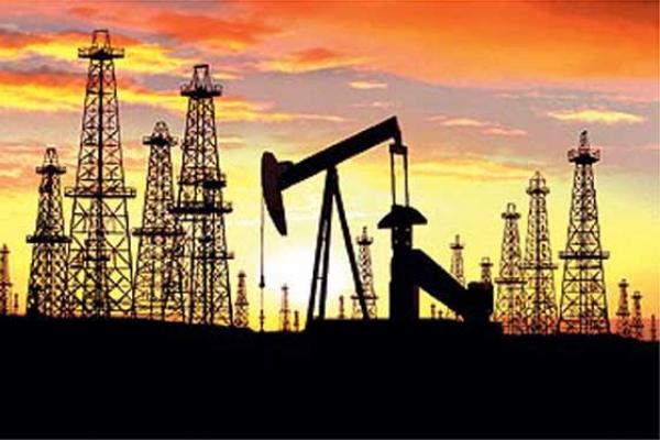 Extracción de petróleo (referencial)