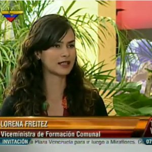 La viceministra para la Formación Comunal resaltó que la Revolución Bolivariana ha venido creando las condiciones necesarias para la organización del pueblo, a fin de consolidar el poder popular.