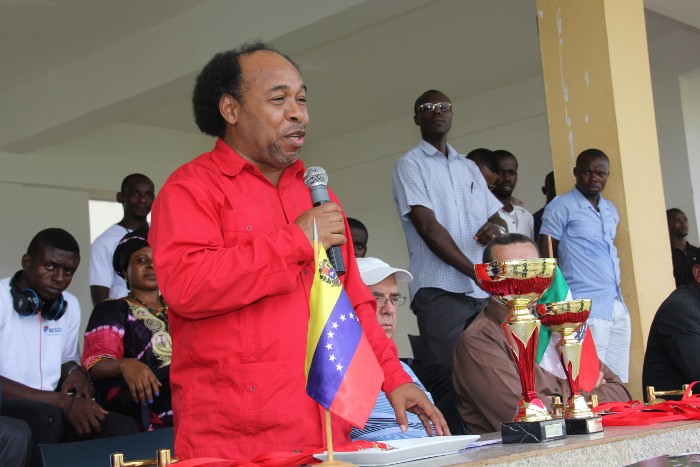 En Guinea Ecuatorial rindieron homenaje a Chávez