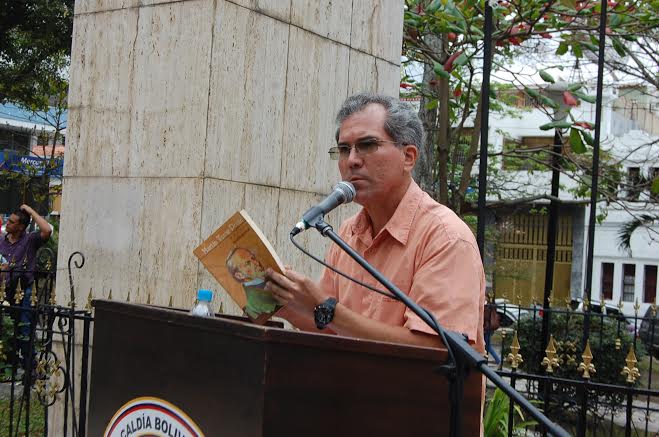 El periodista Luis Guillermo García Bencomo, orador de orden en la Sesión Solemne.