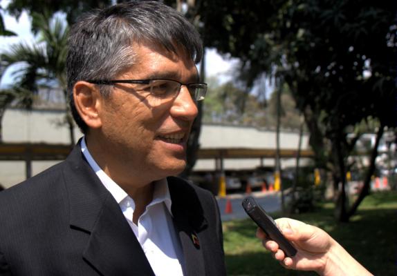 Ronald Blanco La Cruz, rector de la Unes.