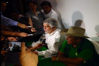 El candidato de Alianza Verde fue el primero en pronunciarse sobre el video del encuentro entre el candidato del Centro Democrático, Oscar Iván Zuluaga y el hacker Andrés Sepúlveda