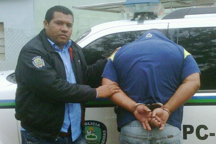 El detenido fue encarcelado en la sede policial de la jurisdicción