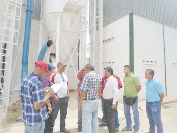 Diputados vienen realizando inspecciones semanales para constatar el funcionamiento de las unidades productoras y procesadoras de alimentos