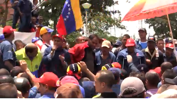 La marcha de los Sidoristas en Puerto Ordaz, terminó en la Plaza del Hierro, donde diferentes líderes sindicales hablaron ante los trabajadores.