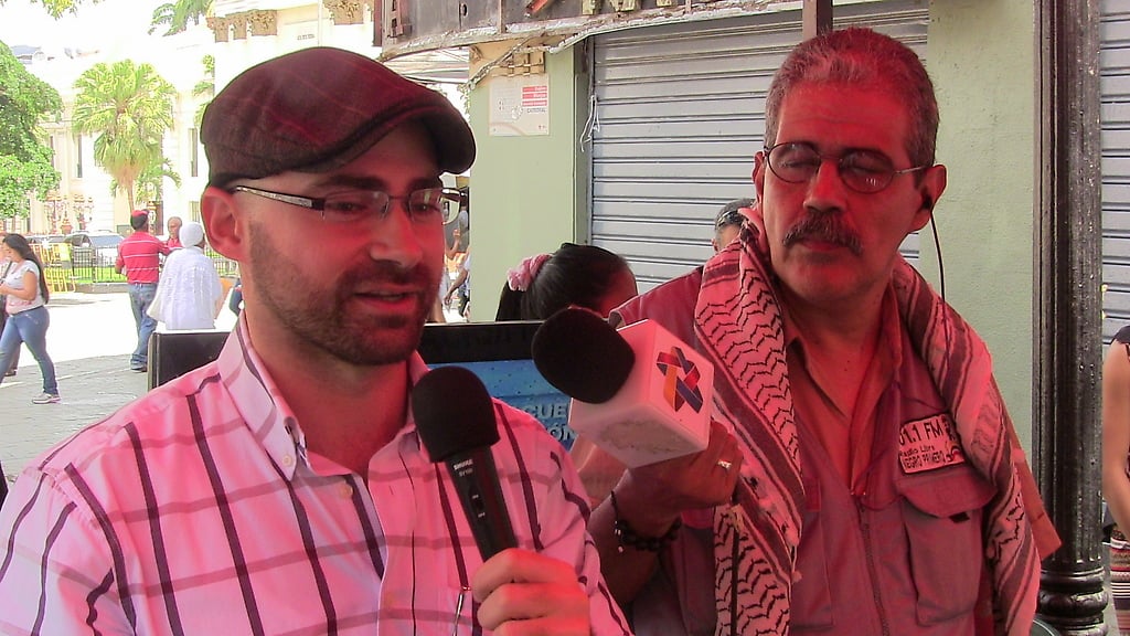 Basem Tajeldine y Luis Salazar en el programa de Solidaridad con Palestina desde la Esquina Caliente de Caracas