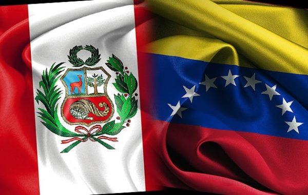 Banderas Perú y Venezuela