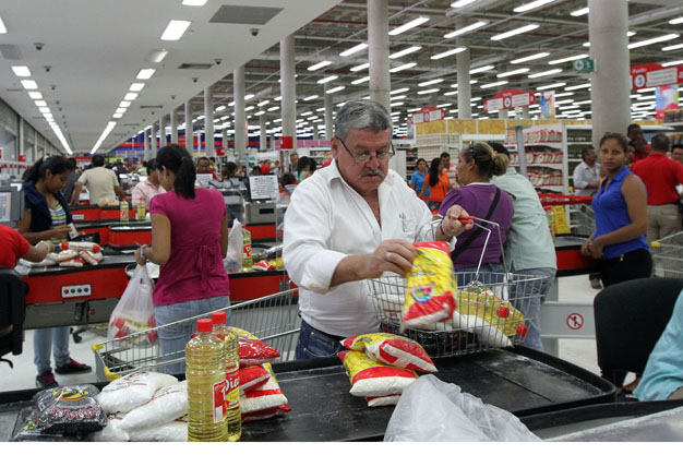 Diógenes González: “Vi que el sistema de trabajo está como cambiado. De un lado se compraba los productos de la cesta básica y de otro el resto de los alimentos. 