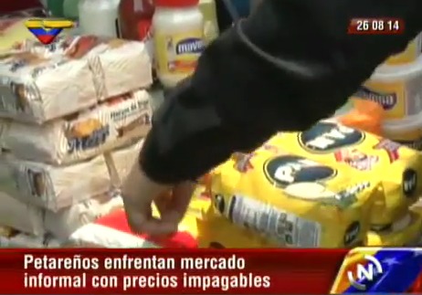 El periodista Jordán Rodríguez constato cómo vendedores informales venden alimentos de la cesta básica a precios exorbitantes.