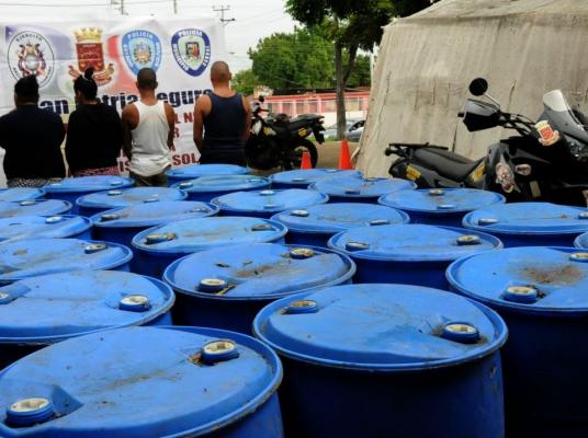 Contrabando de gasolina hacia Colombia