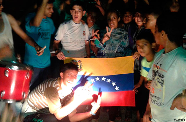 Diosdado Cabello dijo que cuando fue divulgada la noticia de el cese al fuego sobre la Franja de Gaza y observó la bandera de Venezuela en unas imágenes difundidas, vio no solamente el pabellón tricolor, sino “la bandera de Chávez”