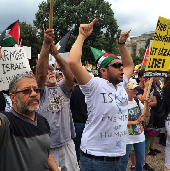 Los manifestantes pro Palestina, llamados por la prensa estadounidense "Hordas de seguidores de Hamas"