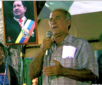 Hugo Ojeda Negretti en el homenaje a su hermano y camarada Baltazar Ojeda Negretti, Comandante Elías