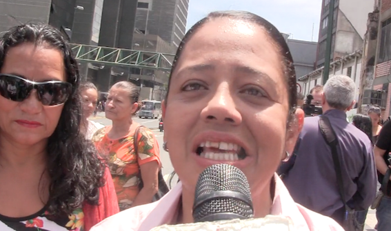 Yesenia Fuentes desde  puente Llaguno: ``Estamos levantando la voz de La Dignidad´´
