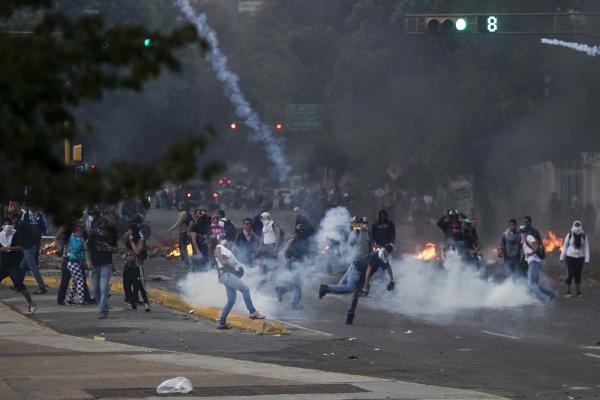 extrema derecha venezolana están vinculados al tutelaje norteamericano.