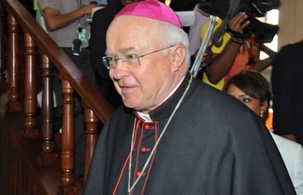 El Arzobispo Jozef Wesolowski acusado abusar sexualmente a menores