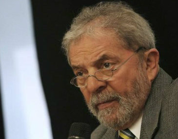 Lula: Democratización de los medios de comunicación para consolidar la democracia y la transparencia.