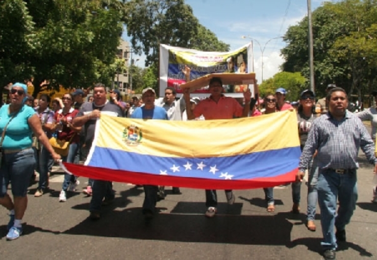 Marcha de los trabajadores contratados de la salud en Sucre