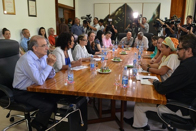 reunión Farc y gobierno colombiano en Cuba