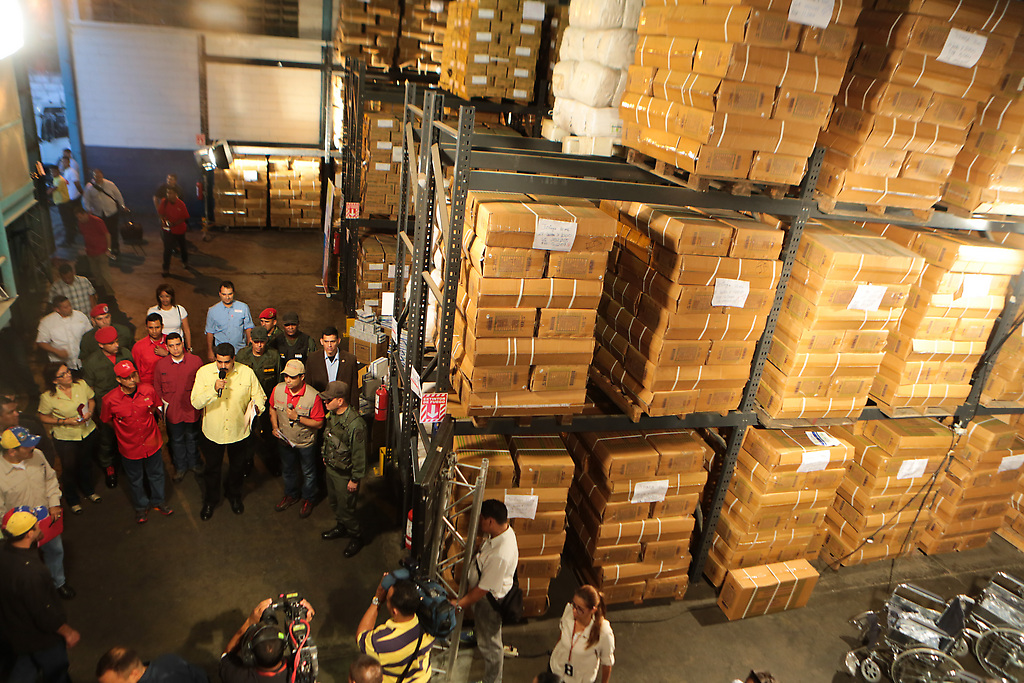 Galpones repletos de medicamentos, insumos y equipos médicos, comisados en Las Tejerías, estado Aragua