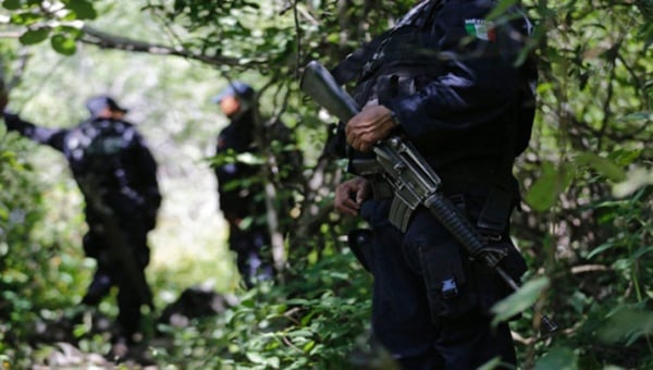 Un total de 30 fosas clandestinas han sido halladas en México tras la desaparición forzada de los normalistas.