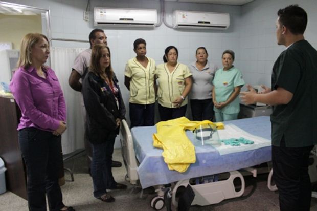 MPPS capacita a centros de atención habilitados del país para enfrentar posibles casos de Ébola