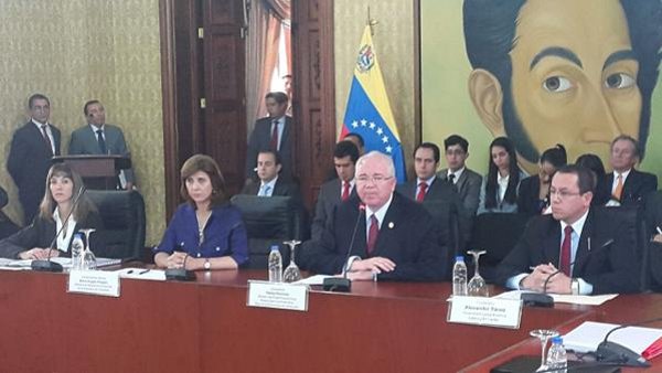 La reunión bilateral entre Venezuela y Colombia que se lleva a cabo en la Casa Amarilla.