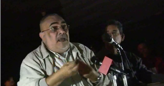 Freddy Gutiérrez durante su intervención desde las penumbras en el Seminario Nacional de Marea Socialista