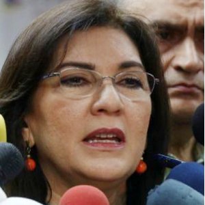 La ministra del Poder Popular la Comunicación e Información, Jacquelíne Faría