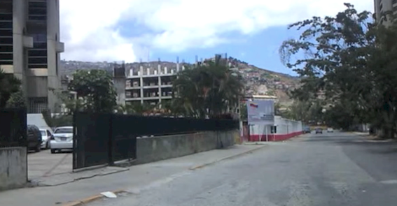 Bienvenido Planta de Concreto Cardiológico, en Montalbán, vista desde la calle