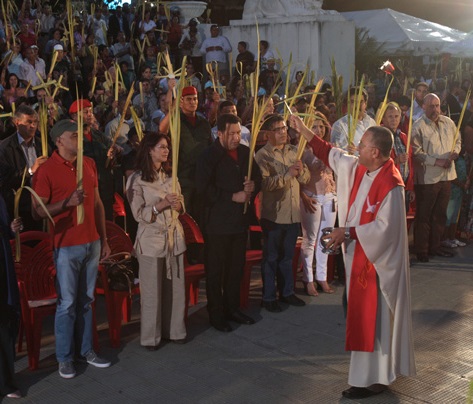 El presidente Chávez en la misa de Los Próceres en 2011