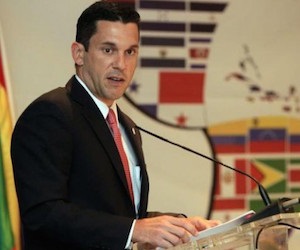 El vicecanciller de Panamá, Luis Miguel Hincapié
