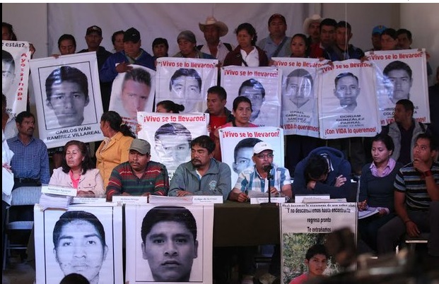 Expertos piden a México que siga buscando a los 43 normalistas desaparecidos