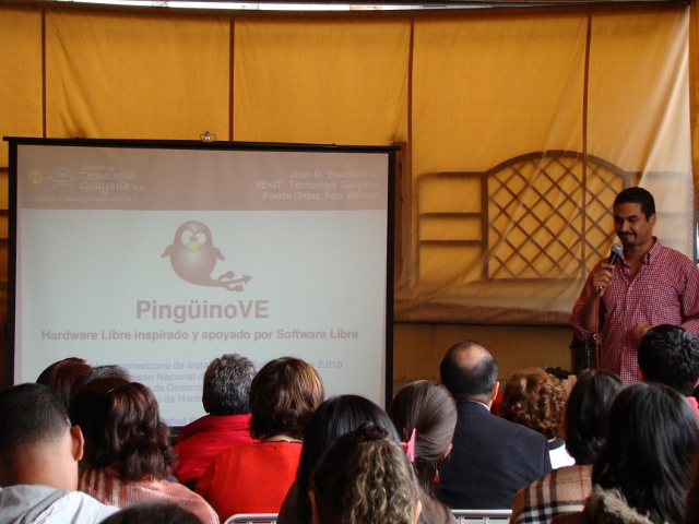 Joan Espinoza, activista del Proyecto Nacional Pingüino VE