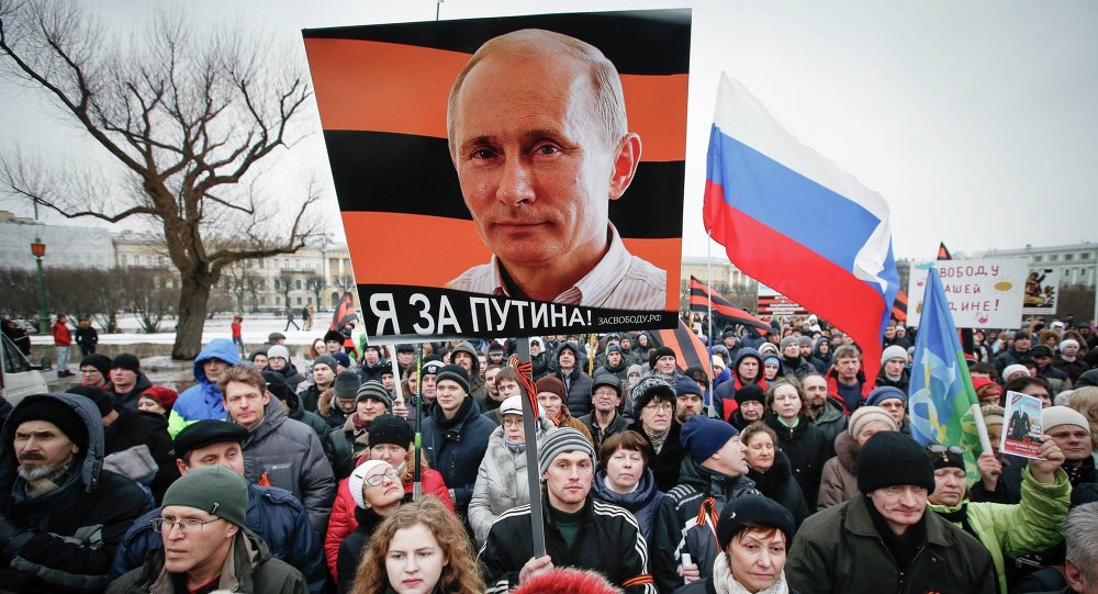  El número de rusos que quiere la reelección de Vladímir Putin como presidente en 2018 se ha doblado, según se desprende del sondeo publicado por el Centro Levada.