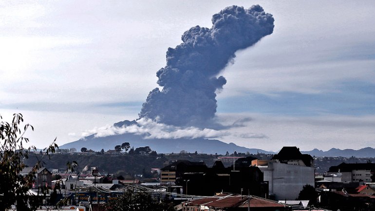 Chile: tercera erupción del volcán Calbuco