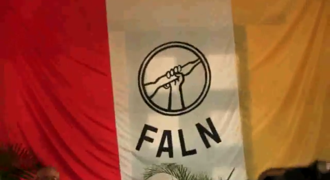 Entregada orden del Libertador, post morten a Paul Del Río en el cuartel San Carlos, bandera de las FALN, Fuerzas Armadas de Liberación Nacional