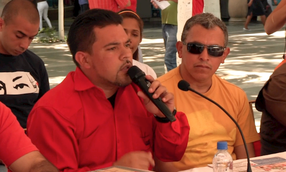 Concejal Nahum Fernández, presidente del Consejo Municipal del  Municipio  Bolivariano Libertador, durante su intervención el acto del 265  de su nacimiento. Viva Miranda