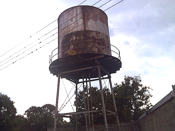 "Tanque Viejo" antiguo depósito de agua que aliviaba  de la sed a San Antonio